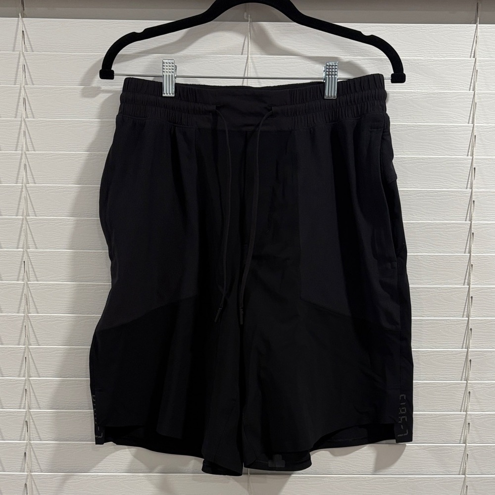 lululemon athletica Men's Black Athletic Shorts